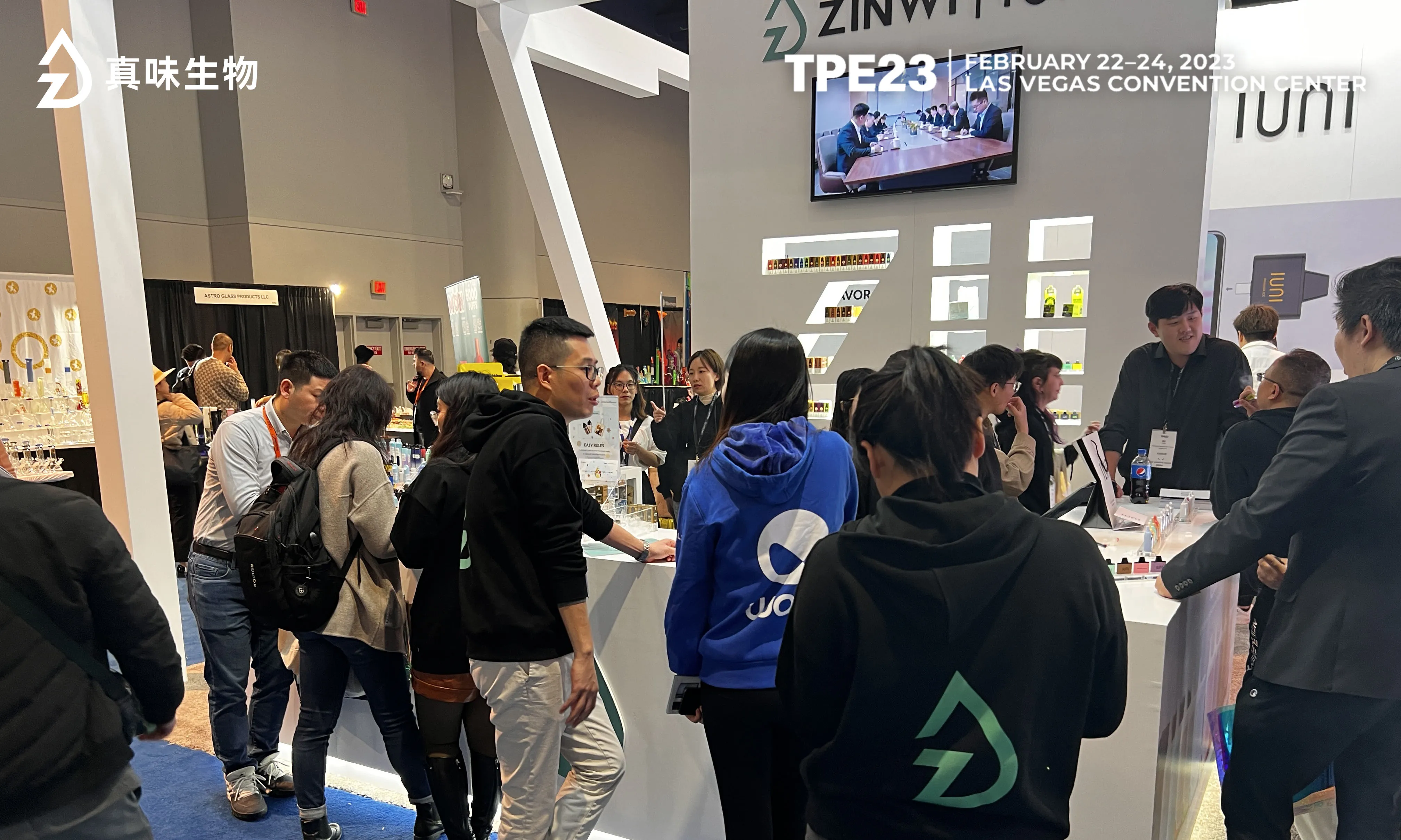 第二天的TPE23展会现场，气氛升级。