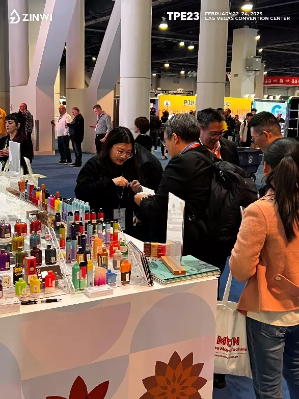 真味生物积极与客户开展面对面交流，也更加深入了解了全球用户的定制化需求。