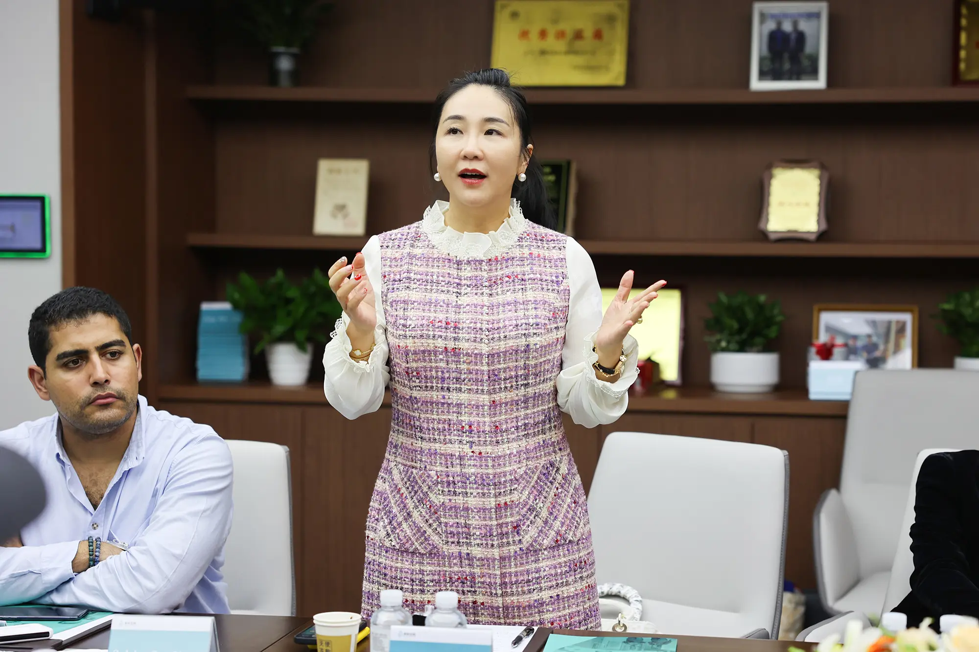 真味生物-电子烟专委会首届“国际关键买家交流会”圆满落幕，全球行业领导者共同莅临真味生物参观交流