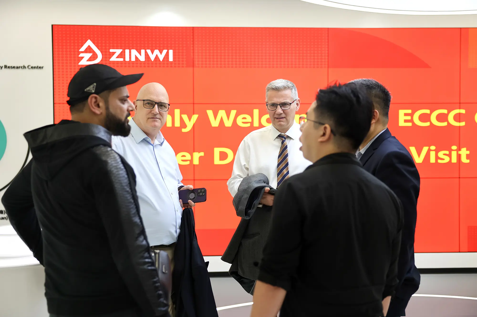 真味生物-电子烟专委会首届“国际关键买家交流会”圆满落幕，全球行业领导者共同莅临真味生物参观交流