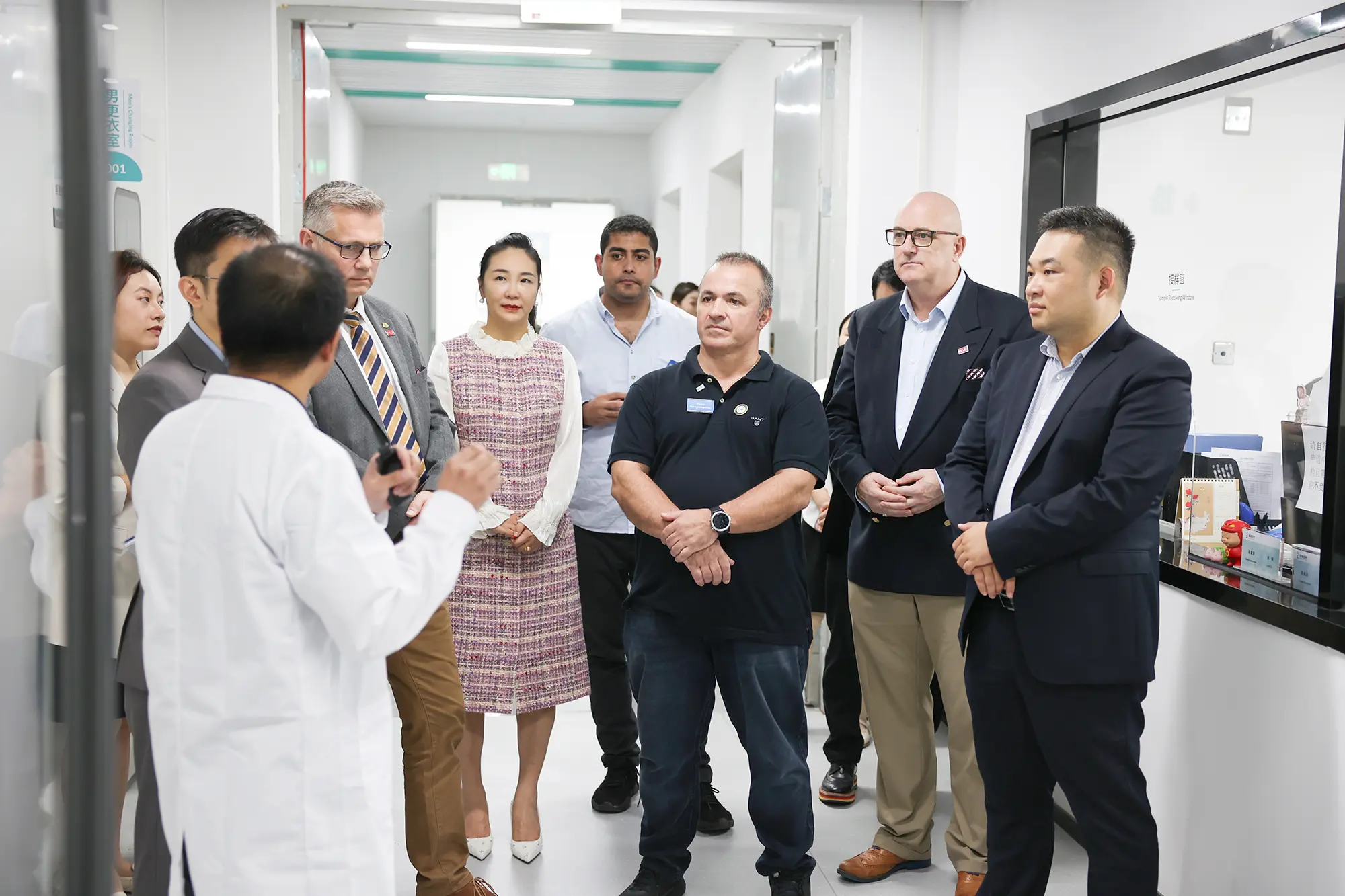 真味生物-电子烟专委会首届“国际关键买家交流会”圆满落幕，全球行业领导者共同莅临真味生物参观交流